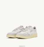 Autry γυναίκες ανοιχτά χαμηλά sneakers σε δέρμα και σουέντ λευκό 04FXF264 - Image 2