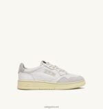 Autry γυναίκες ανοιχτά χαμηλά sneakers σε δέρμα και σουέντ λευκό 04FXF264