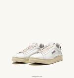 Autry γυναίκες Dalas χαμηλά sneakers σε δερμάτινο λευκό και κενό 04FXF250 - Image 2