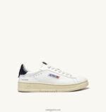 Autry γυναίκες Dalas χαμηλά sneakers σε δερμάτινο λευκό και κενό 04FXF250